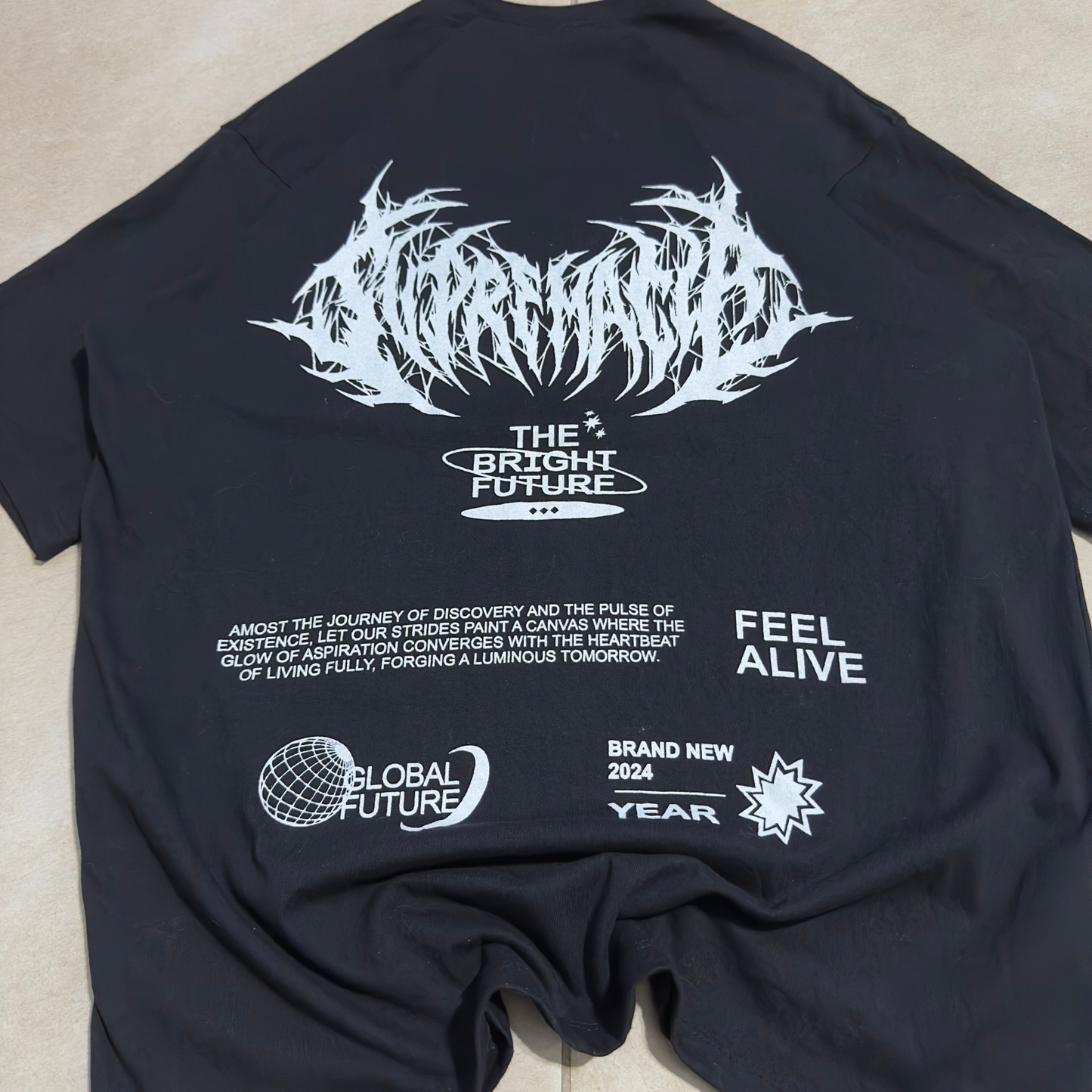 REMERA OVERSIZE FUTURE