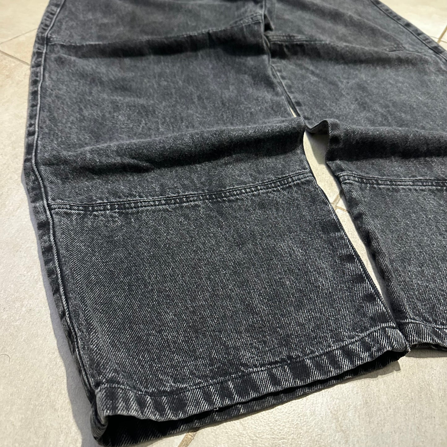 JEAN BAGGY KAKAROT BLACK