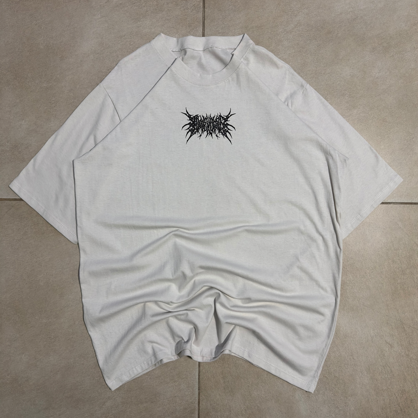 REMERA OVERSIZE BACKBONE