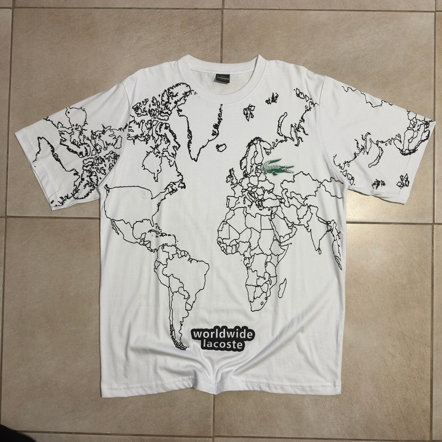 REMERA WORLDWIDE LACOSTE